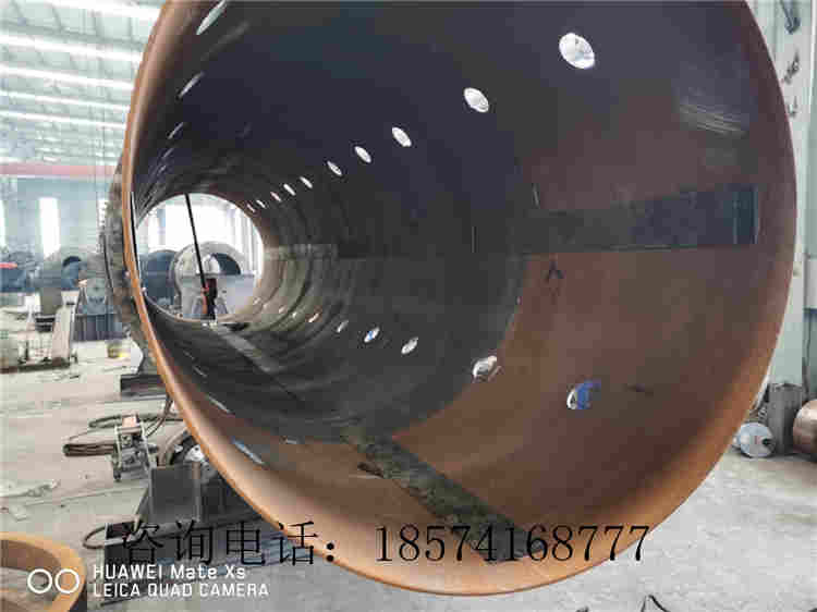 轉(zhuǎn)鼓造粒機(jī)加工現(xiàn)場(chǎng)