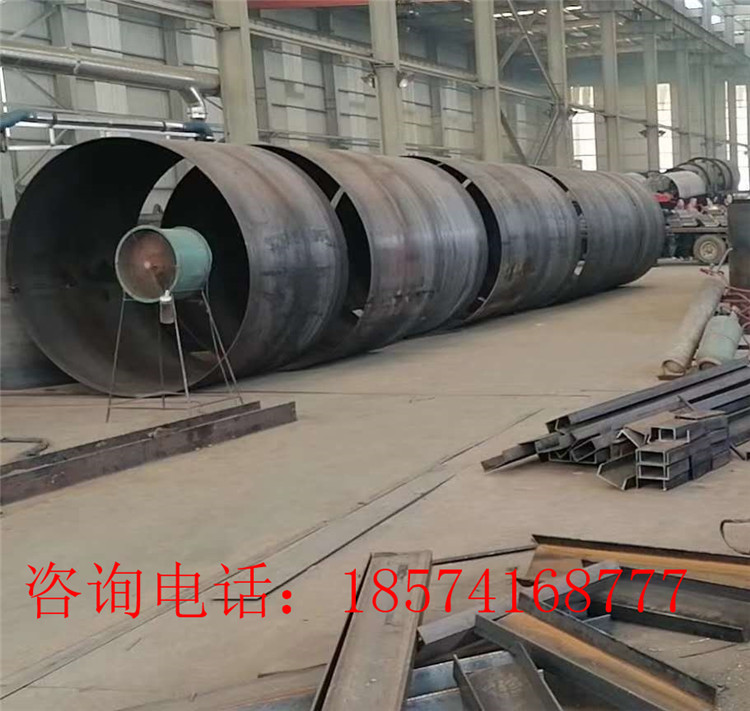 轉(zhuǎn)鼓造粒機(jī)加工現(xiàn)場(chǎng)