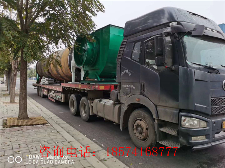 年產(chǎn)10萬(wàn)顆粒線第一車(chē)發(fā)貨現(xiàn)場(chǎng)