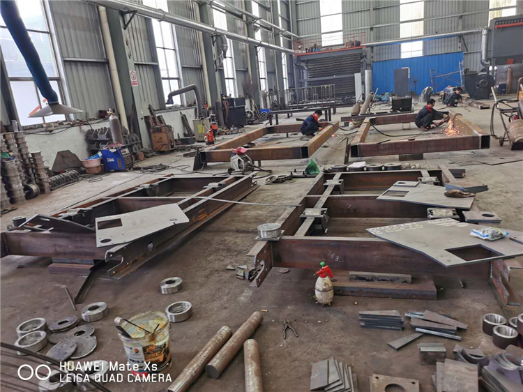 年產(chǎn)10萬(wàn)噸顆粒生產(chǎn)線設(shè)備