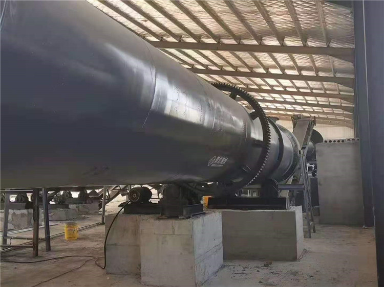 年產(chǎn)1萬(wàn)噸有機(jī)肥顆粒生產(chǎn)線設(shè)備