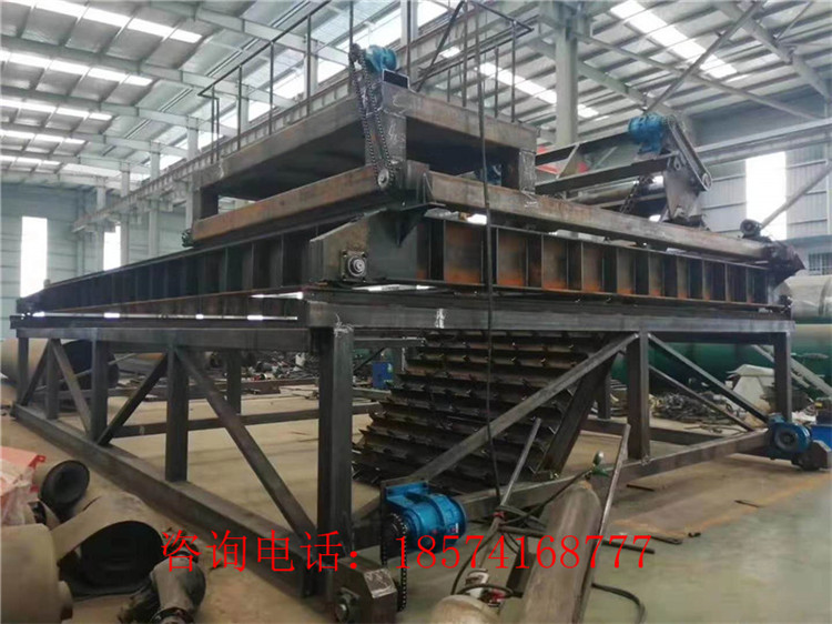 鏈板翻拋機(jī)的生產(chǎn)現(xiàn)場(chǎng)