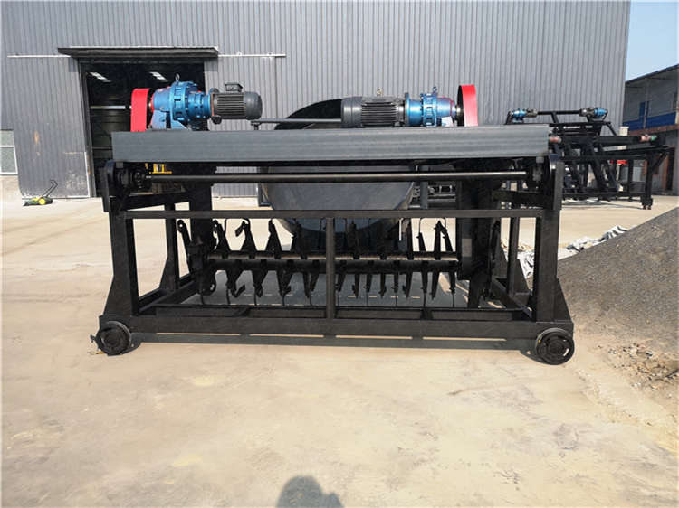 豬糞簡易槽式翻拋機(jī) 有機(jī)肥糞污發(fā)酵處理翻耙機(jī) 養(yǎng)殖場堆肥機(jī)