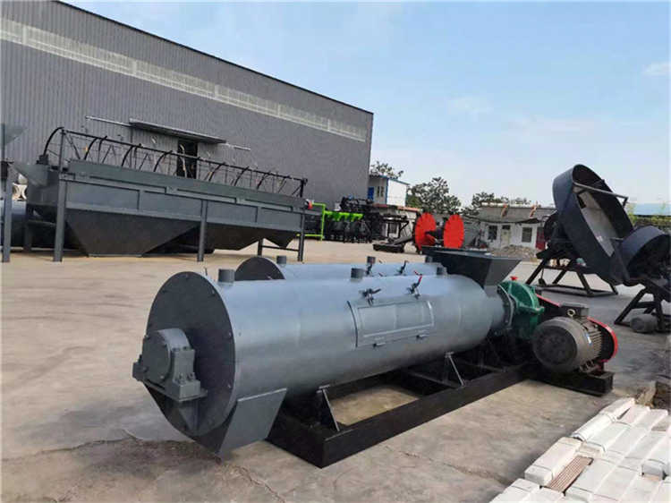 雞糞新型有機(jī)肥攪齒造粒機(jī) 豬牛羊糞加工顆粒有機(jī)肥制造設(shè)備