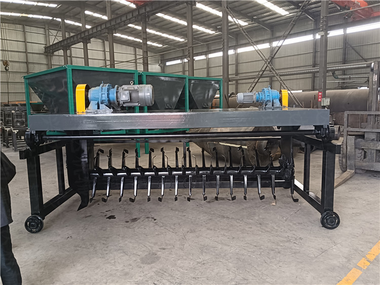 家禽糞便發(fā)酵翻堆機 導(dǎo)軌式翻拋機 槽式發(fā)酵腐熟有機肥設(shè)備 酒糟堆肥機