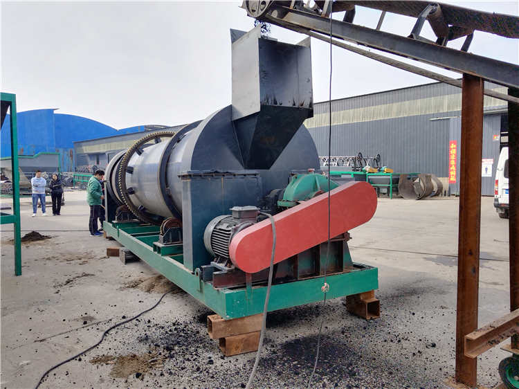 有機(jī)肥生產(chǎn)線配套設(shè)備復(fù)混肥造粒機(jī) 牛糞羊糞制作肥料顆粒機(jī) 腐殖酸制粒設(shè)備