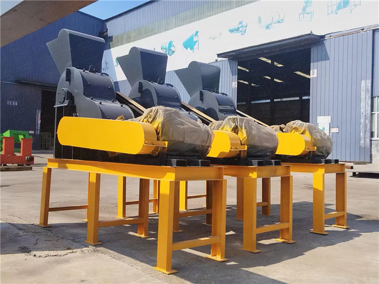 甘蔗渣細(xì)料破碎機(jī) 牛糞發(fā)酵生產(chǎn)后打碎設(shè)備 淀粉渣有機(jī)肥雙級粉碎機(jī) 無篩底不堵塞