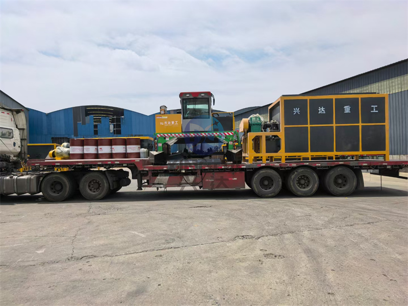 10立方有機(jī)肥發(fā)酵罐發(fā)貨現(xiàn)場