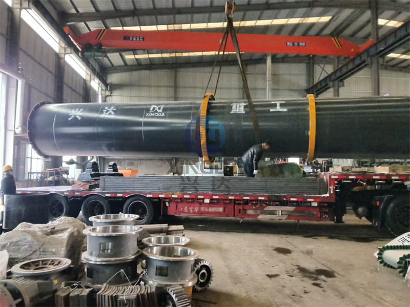 牛糞有機肥生產線發(fā)貨現場